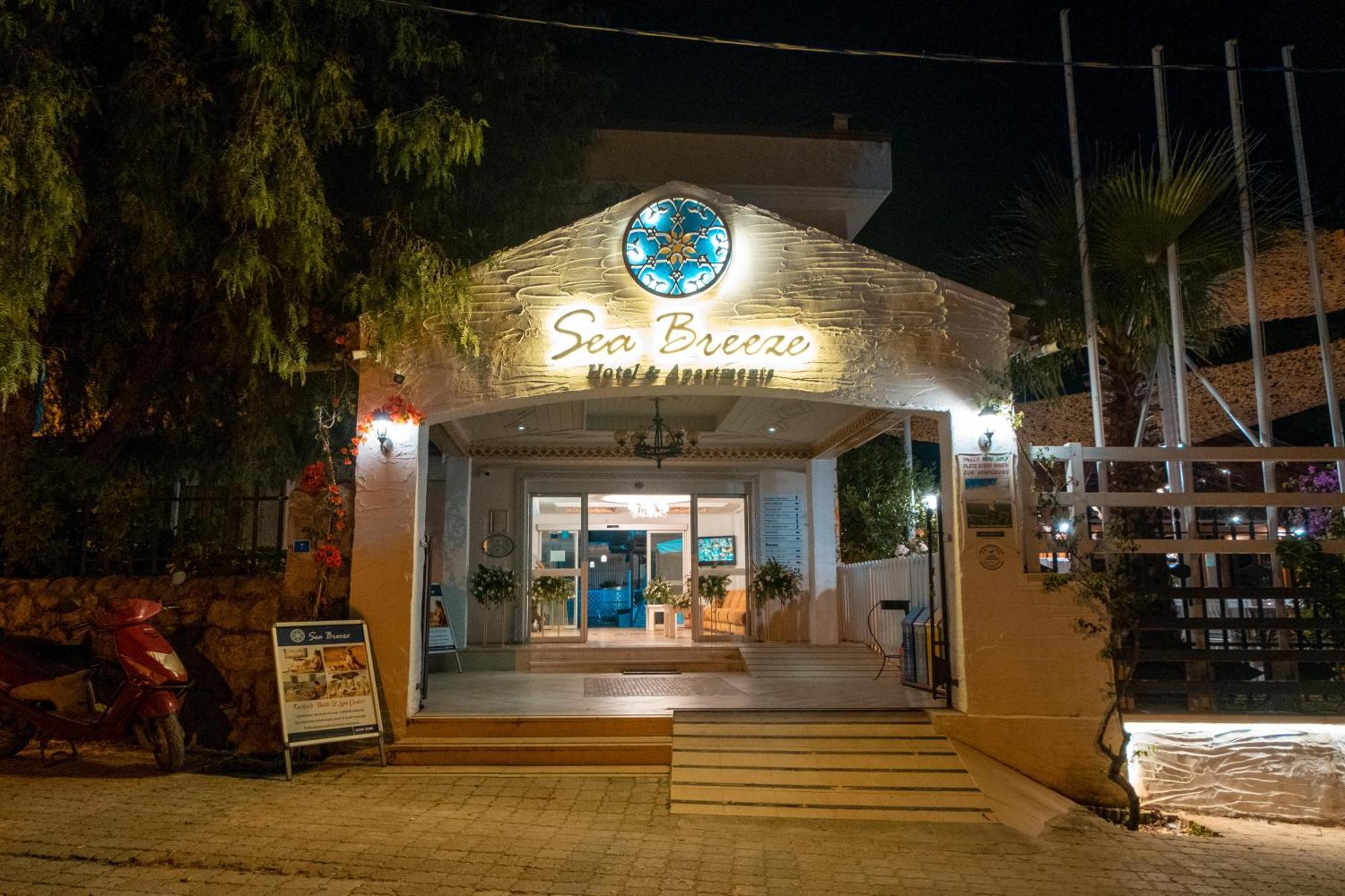 Sea Breeze Hotel And Apartments Ölüdeniz Exterior foto