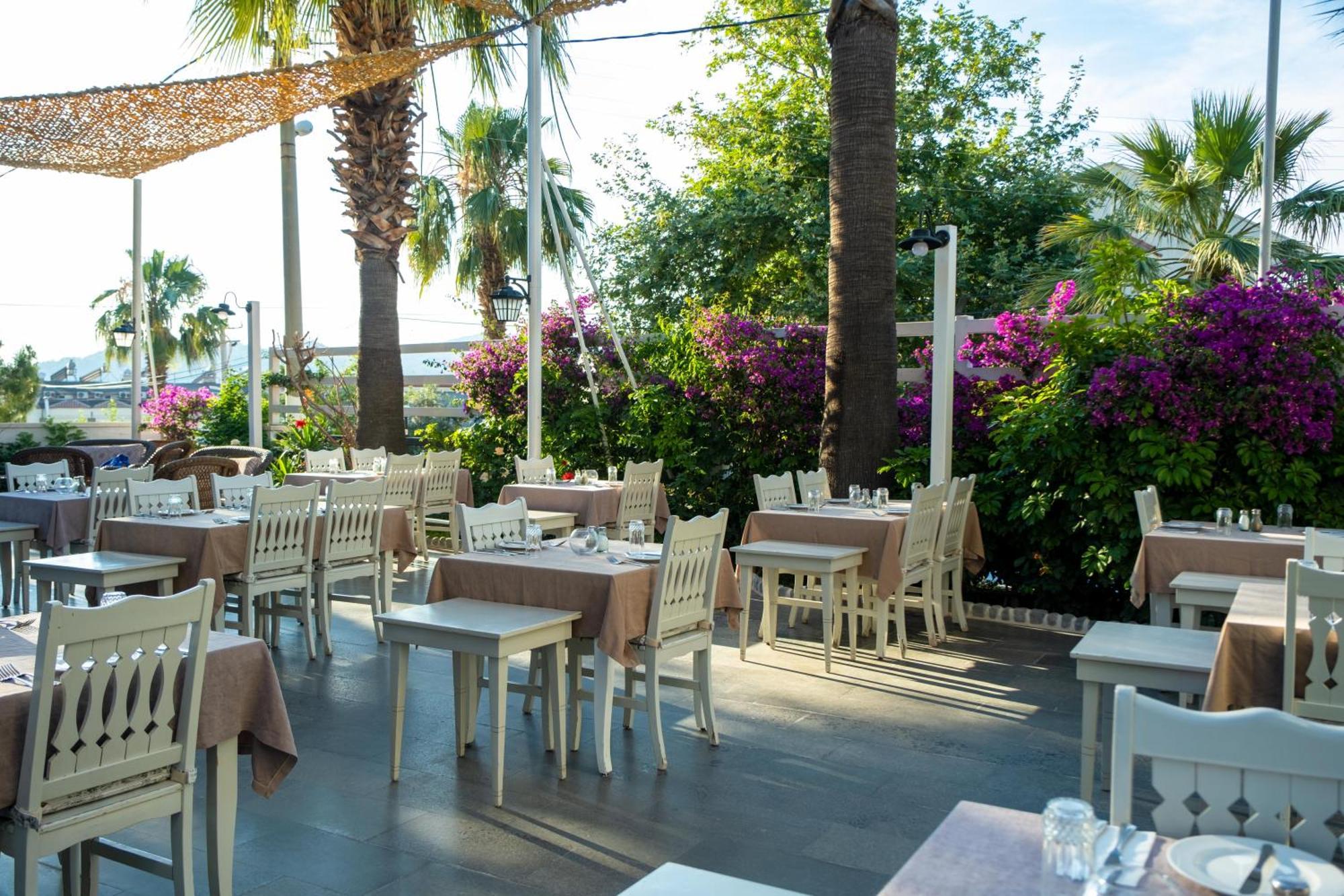 Sea Breeze Hotel And Apartments Ölüdeniz Exterior foto