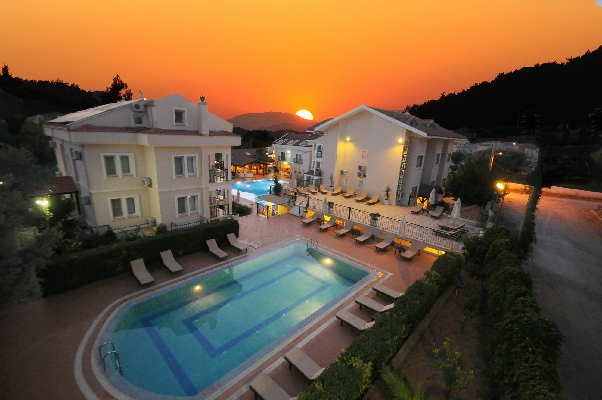 Sea Breeze Hotel And Apartments Ölüdeniz Exterior foto